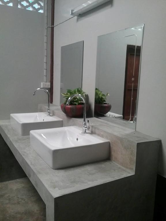 Sawang Guesthouse Ban Sawang Yai Ngoại thất bức ảnh