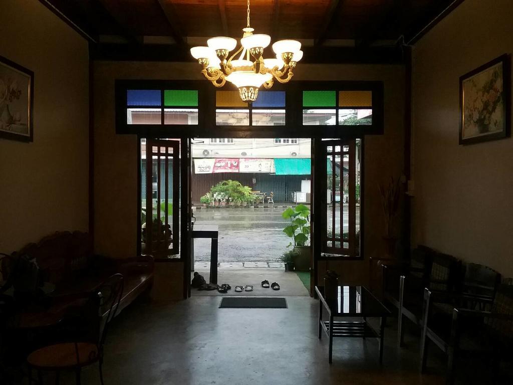 Sawang Guesthouse Ban Sawang Yai Ngoại thất bức ảnh